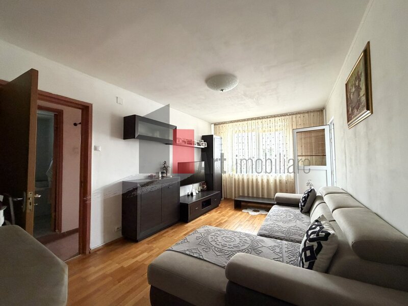 Aparatorii Patriei, Berceni, apartament 4 camere.