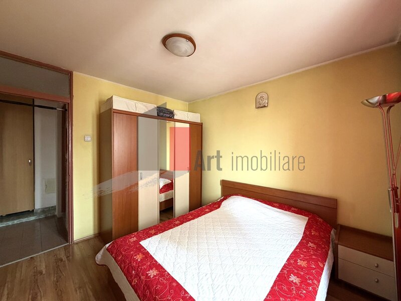 Aparatorii Patriei, Berceni, apartament 4 camere.